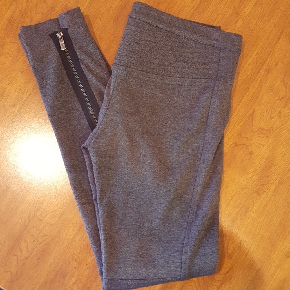 BCBGMaxAzria Gray Zipper Leggings